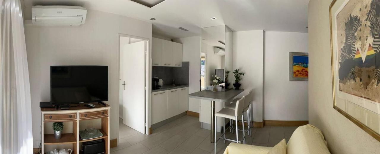 Appartement Proche Mer Et Gare Cannes Exterior photo